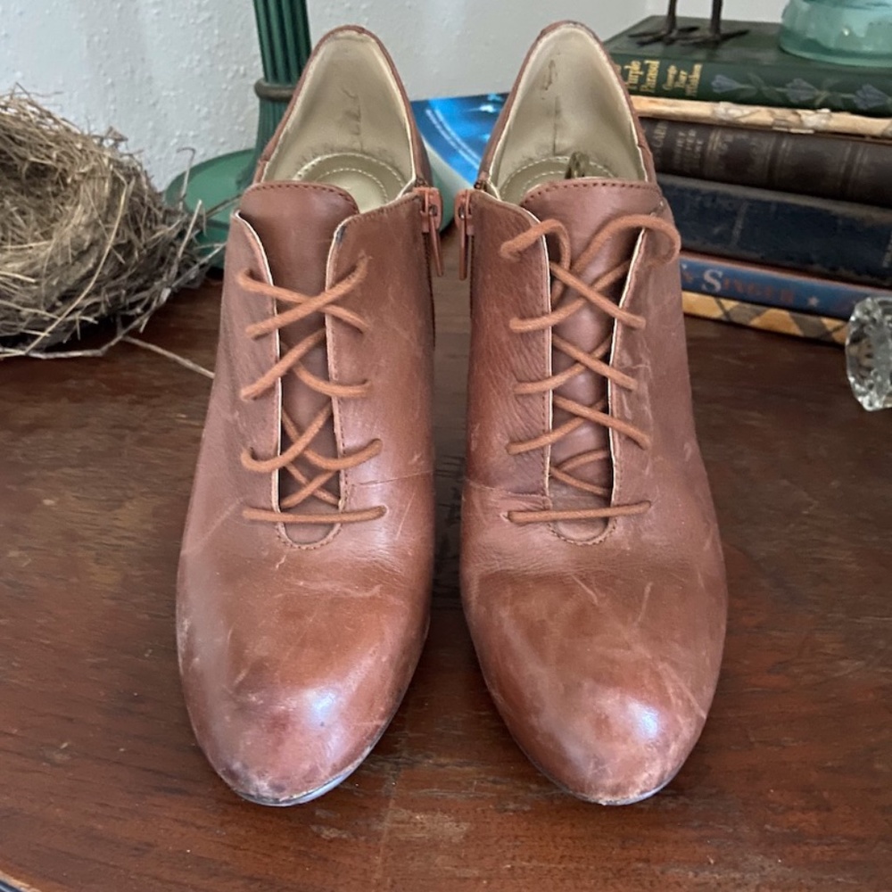 Leather Lace Up Lauren Blackwell Shoes